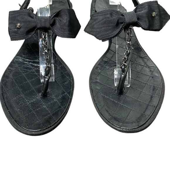 CHANEL Interlocking CC Logo Black Leather T Strap Sandals Thong EU 41 Bow Quilt - Picture 3 of 9